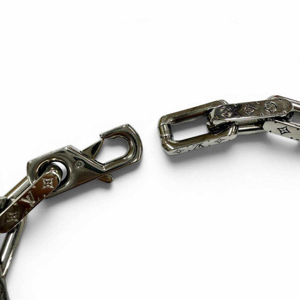 Louis Vuitton 2022 L 86900 Bracelet — view 5