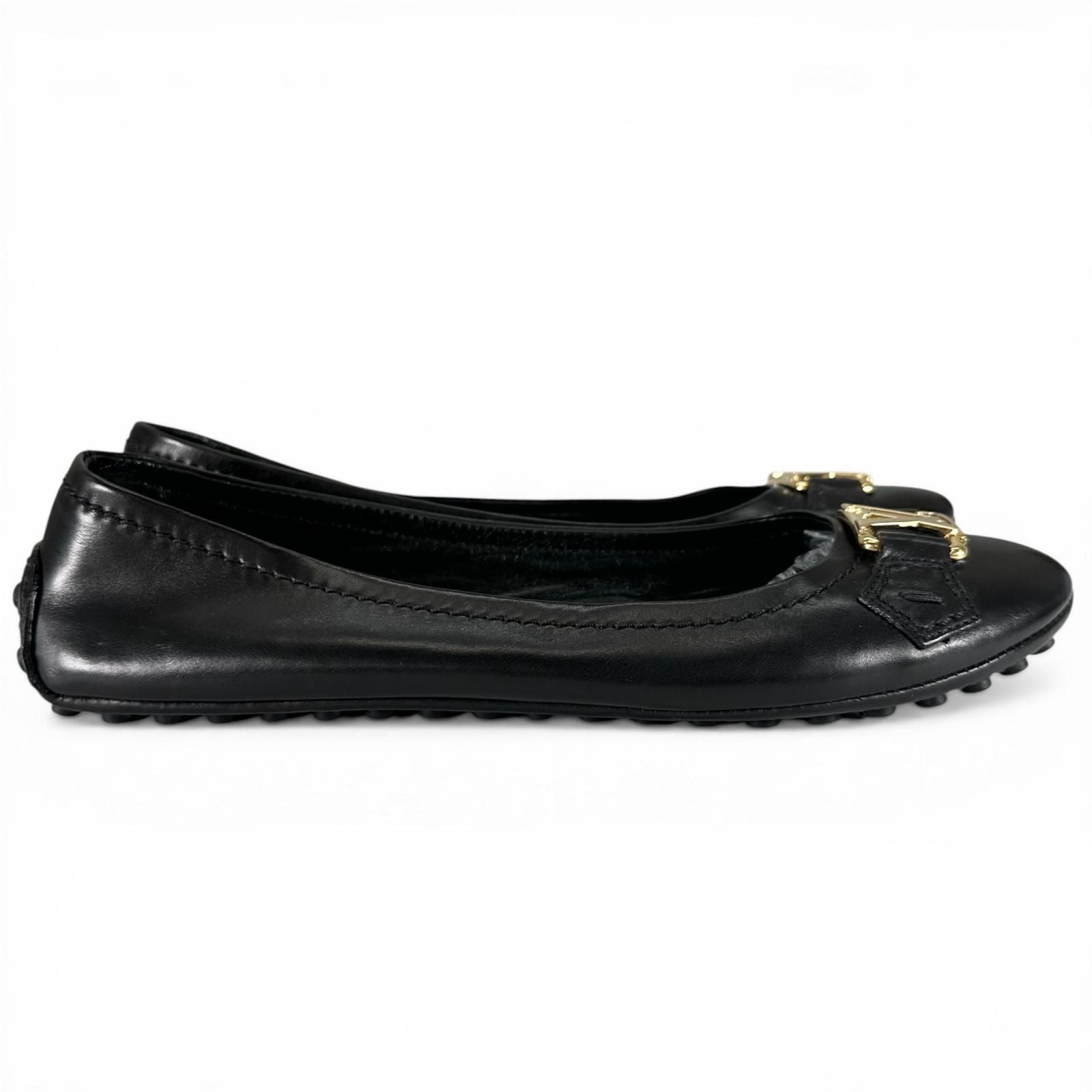 Louis Vuitton LV Logo Leather Flat Shoes Ballet Black Gold — view 5