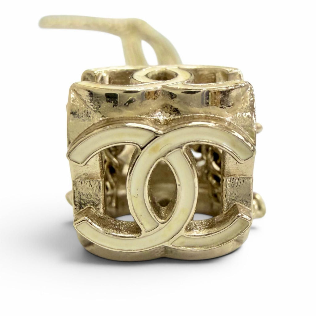 Chanel CC Logo Cube Necklace Choker Gold Recommended — view 6