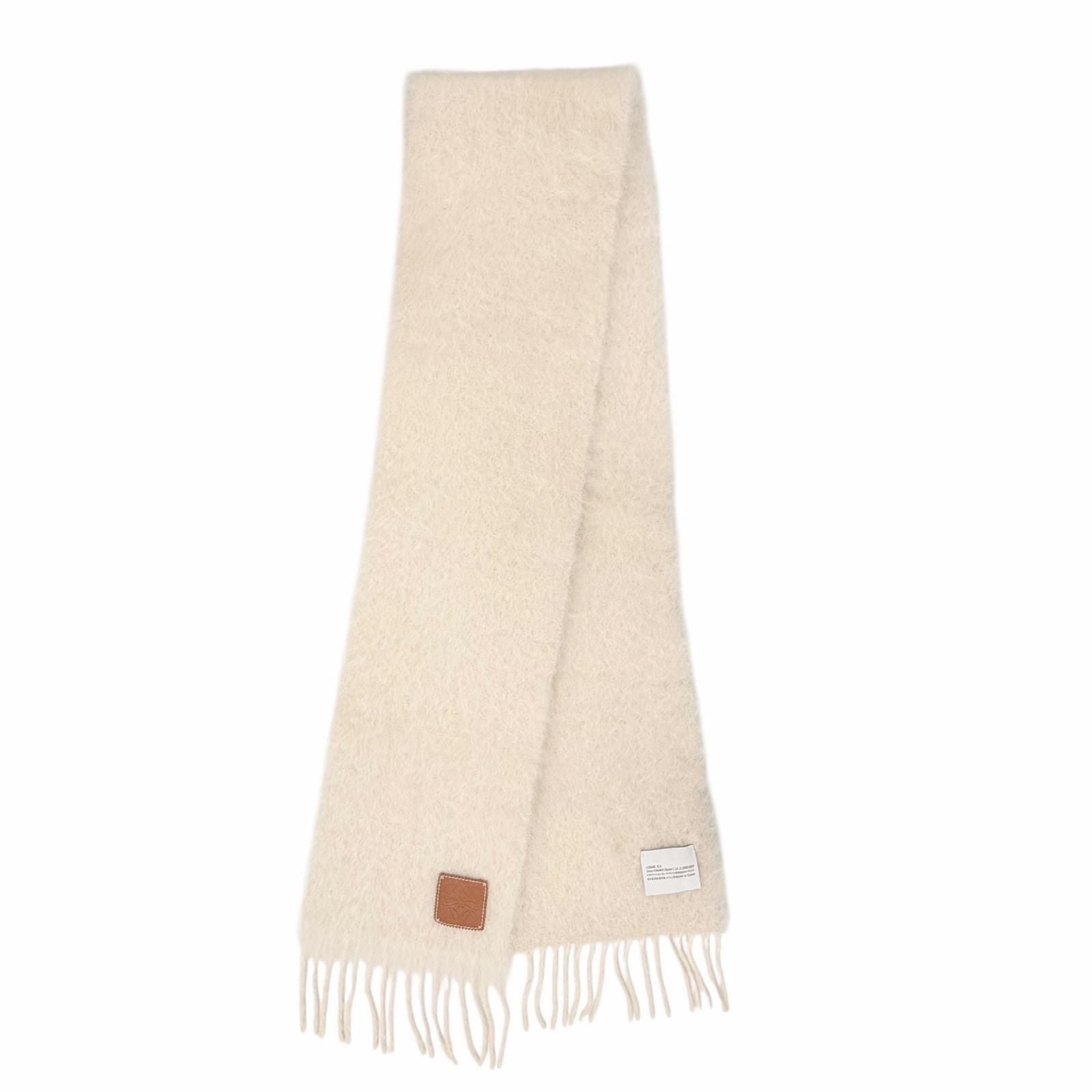 Loewe Mohair Wool Anag Lambskin Patch with Fringe Scarf Ivory — view 4
