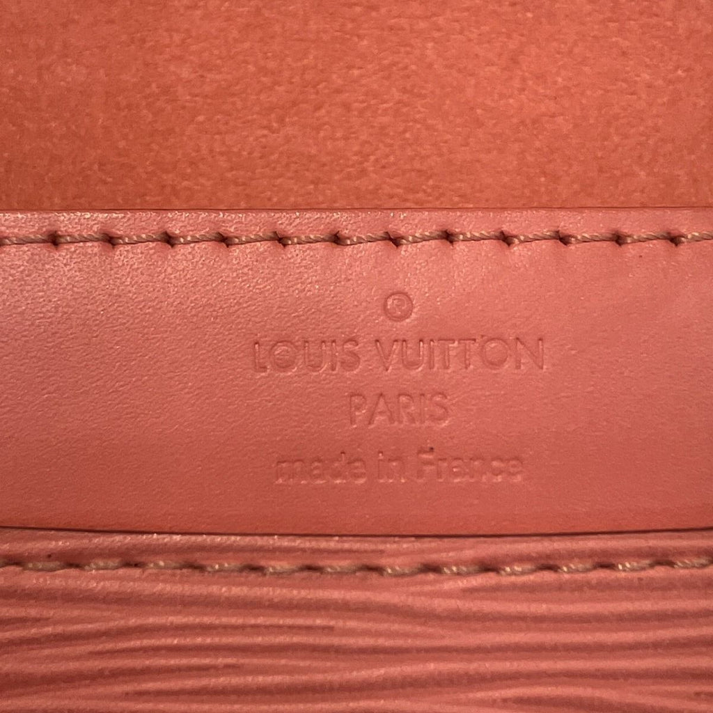 Louis Vuitton Pochette PM Epi Shoulder Bag Leather — view 4