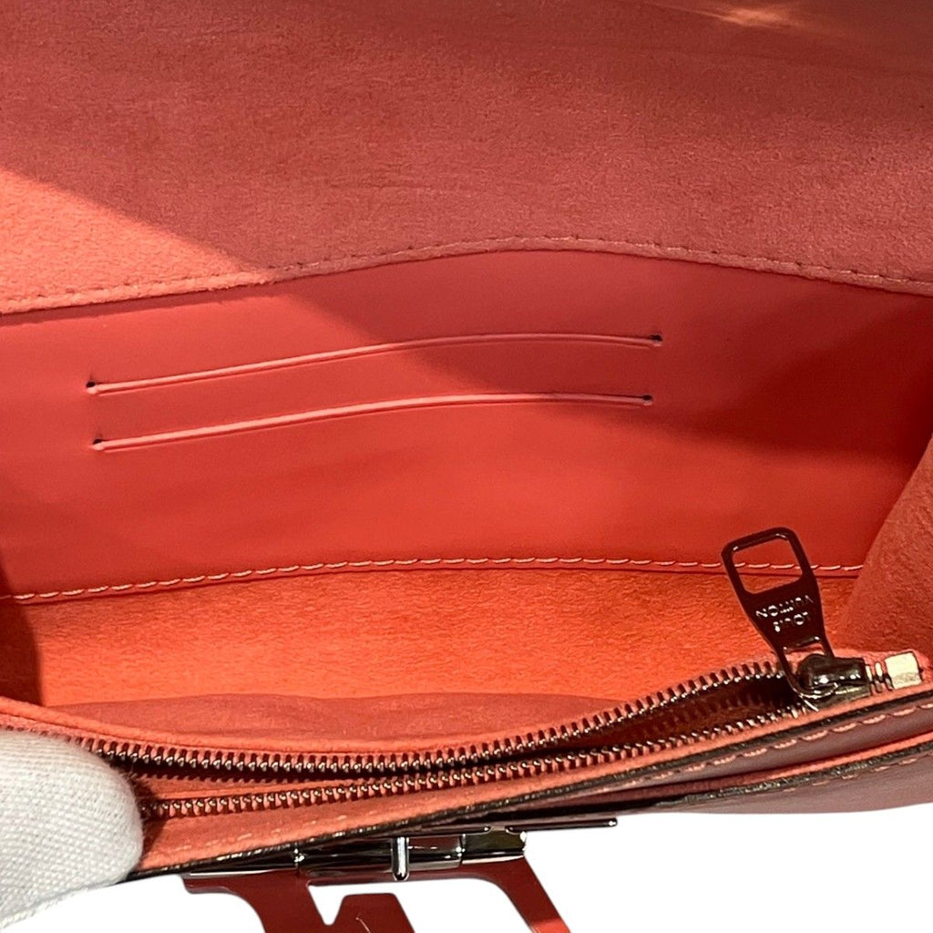 Louis Vuitton Pochette PM Epi Shoulder Bag Leather — view 6