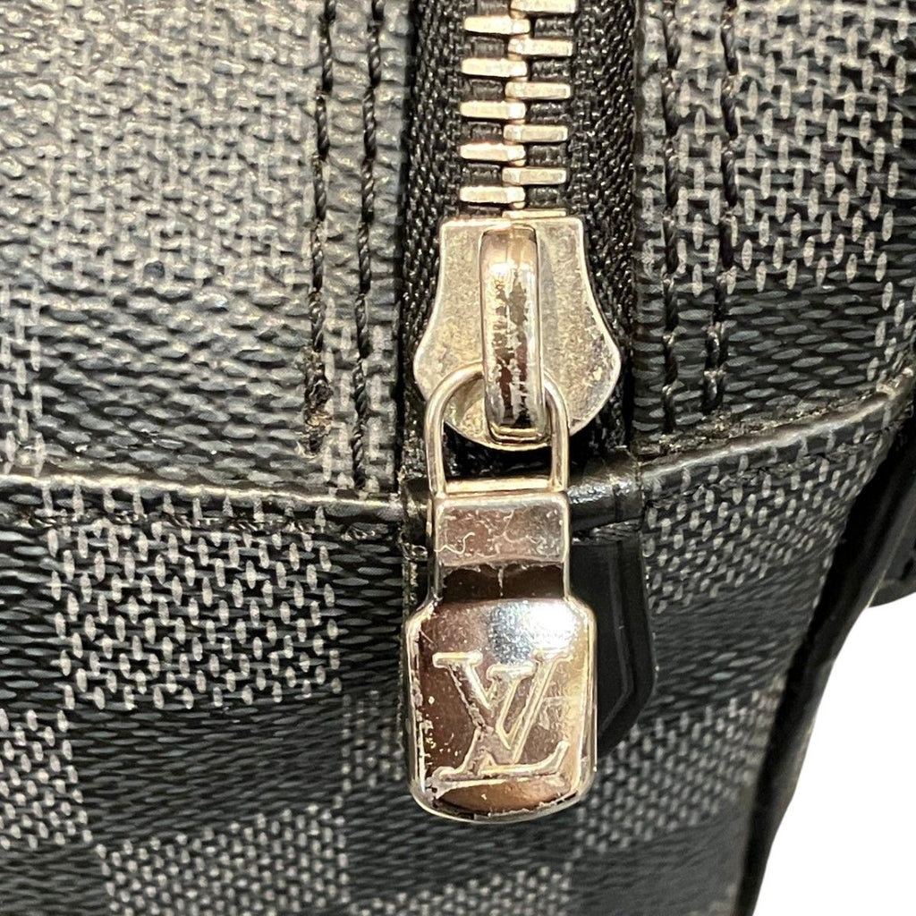 Louis Vuitton Toilette Pouch Damier Graphic Second Canvas — view 7