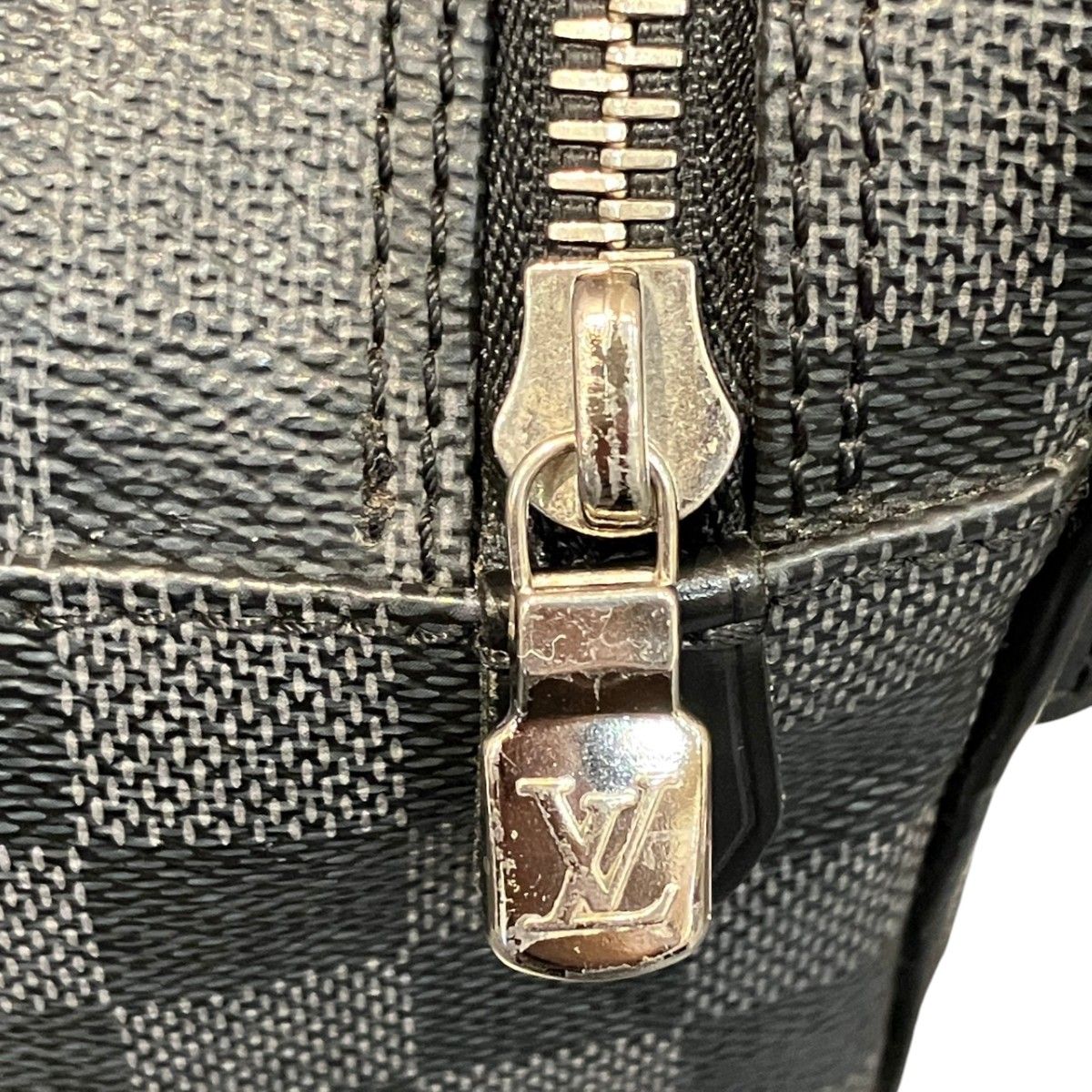 Louis Vuitton Toilette Pouch Damier Graphic Second Canvas — view 7