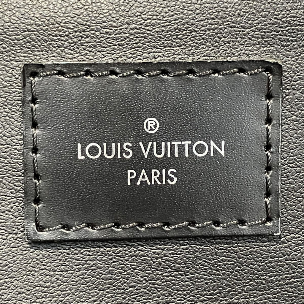 Louis Vuitton Toilette Pouch Damier Graphic Second Canvas — view 4