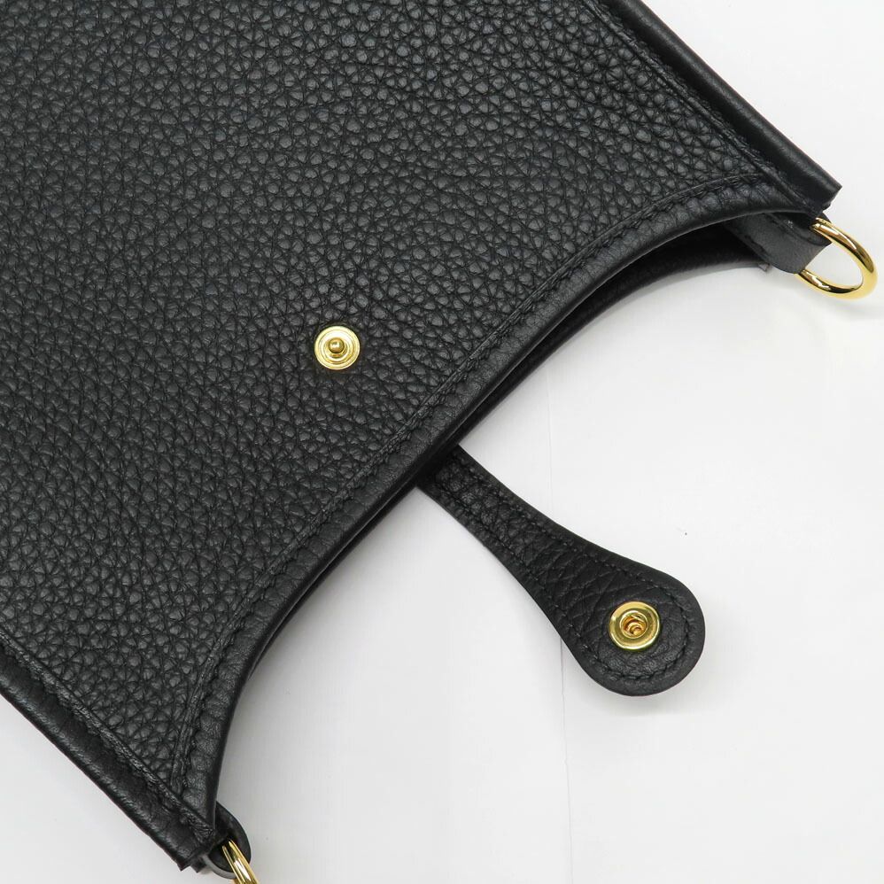 Hermes Evelyne TPM 16 Amazon Black Taurillon Clemence Gold Shoulder — view 6