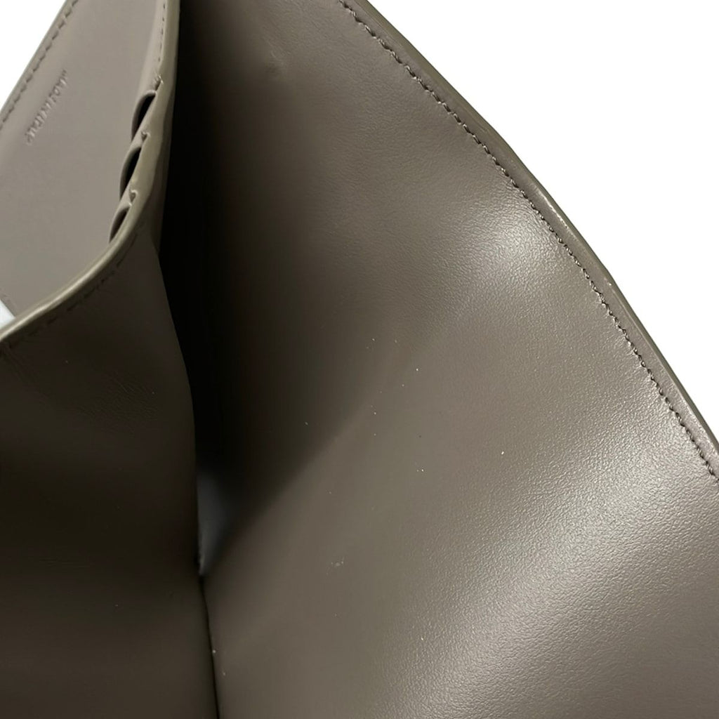 Celine Trifold Wallet Small Pebble — view 7
