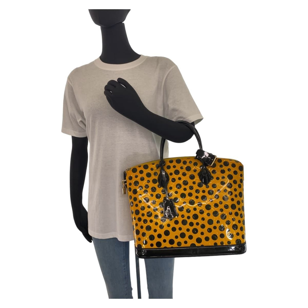 Louis Vuitton Monogram Vernis Lockit Yayoi Kusama Gold Patent Leather Handbag — view 7