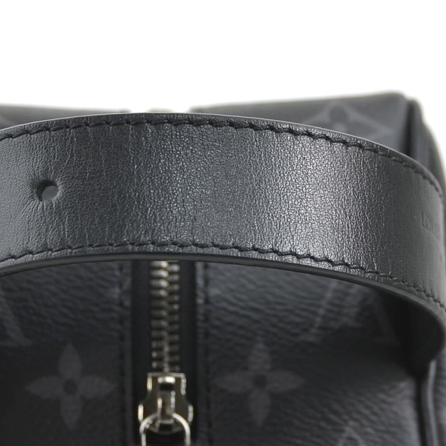 Louis Vuitton Clutch Monogram Eclipse Rocker Dopp — view 8