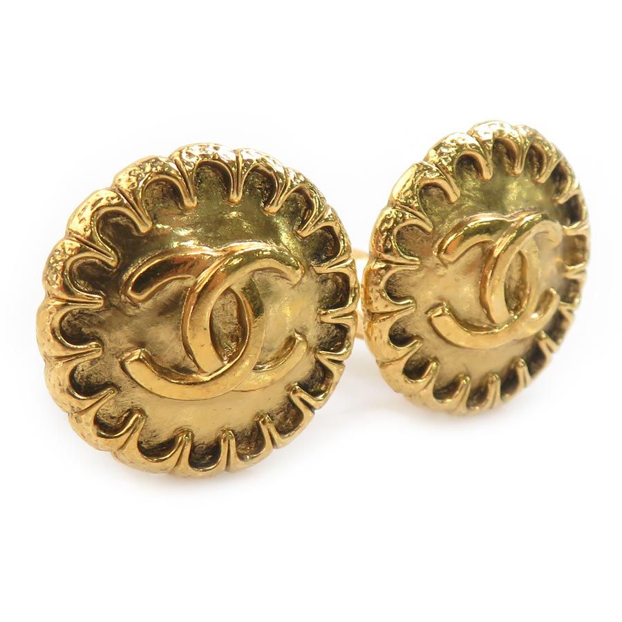 Chanel Earrings CC Logo — view 2