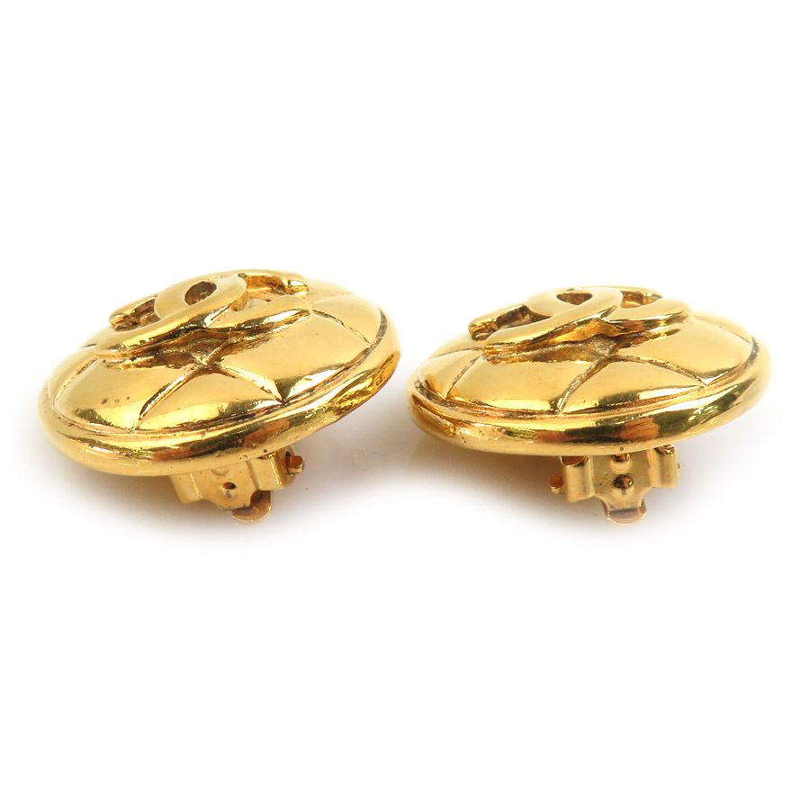 Chanel Earrings CC Logo — view 3