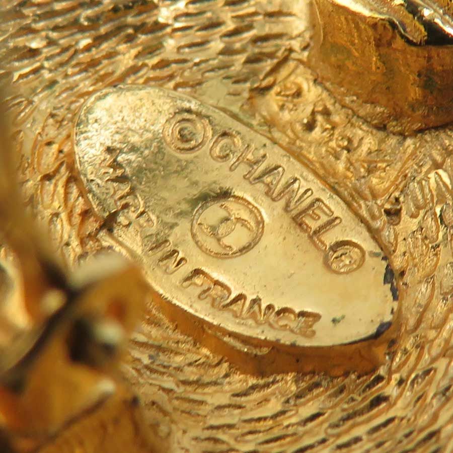 Chanel Earrings CC Logo — view 8