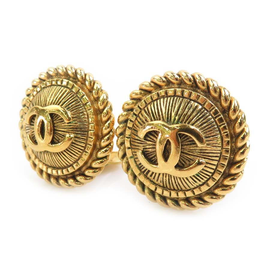 Chanel Earrings CC Logo — view 2