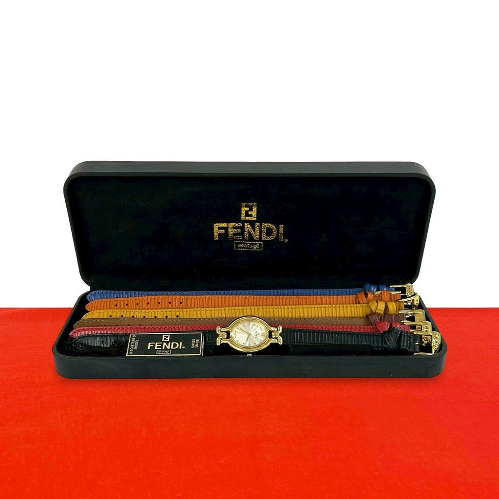 Fendi with Case Chameleon Change Leather Quartz Wristwatch Gold Watch