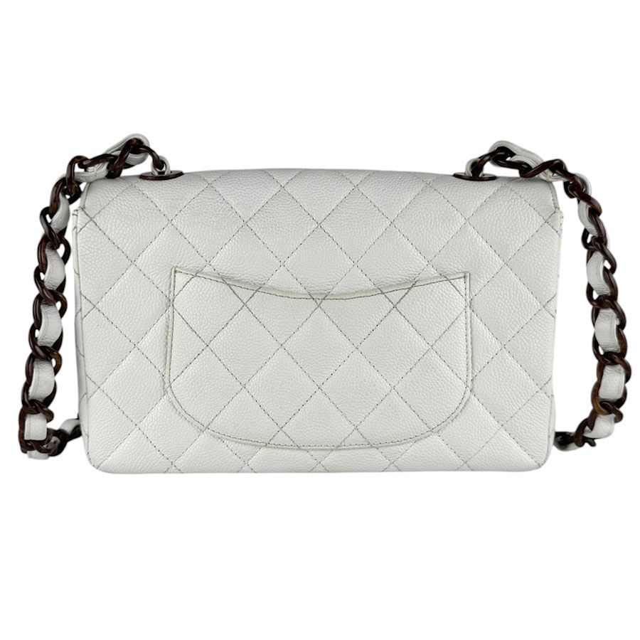 Chanel Shoulder Bag White — view 3