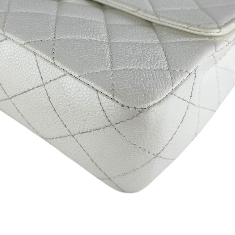 Chanel Shoulder Bag White — view 9