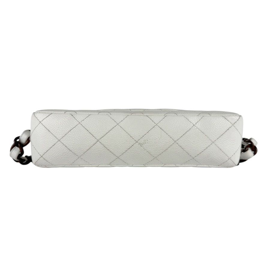 Chanel Shoulder Bag White — view 4