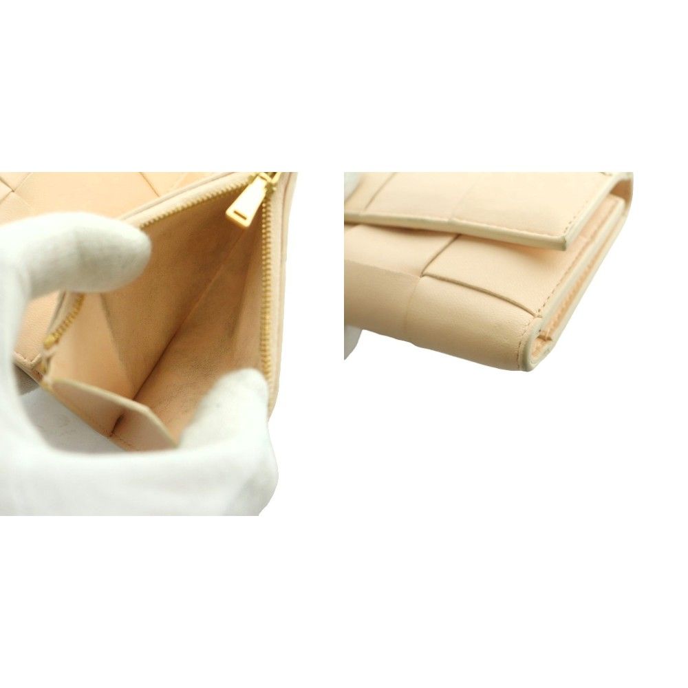 Bottega Veneta Cassette Maxi Intrecciato Trifold Wallet Compact Beige SS — view 9