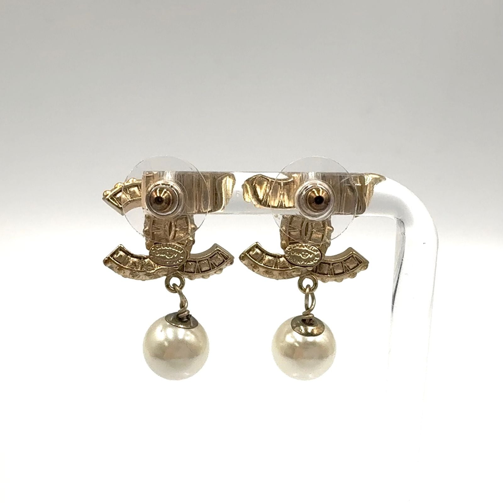 Chanel CC Logo Pearl Swing Faux Color Stone Off White Clear Gold Earrings — view 3