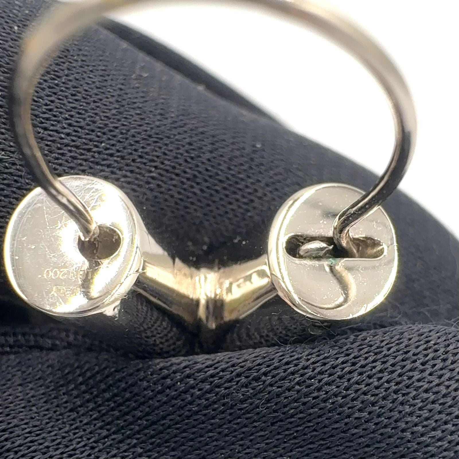 Louis Vuitton Hoop Earrings Essential Metal Silver — view 7