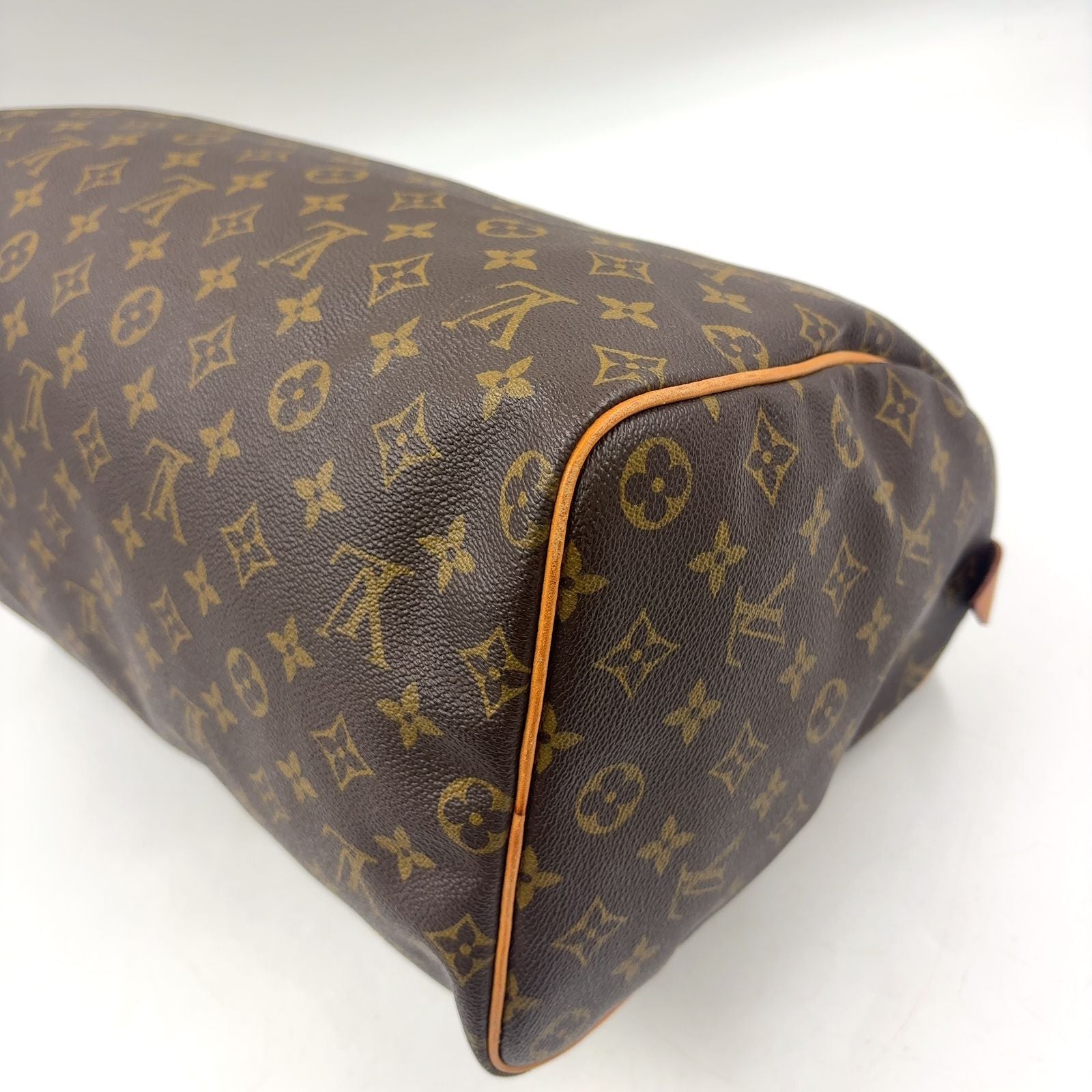 Louis Vuitton Speedy 40 Monogram Leather Brown Light Handbag Gold — view 8