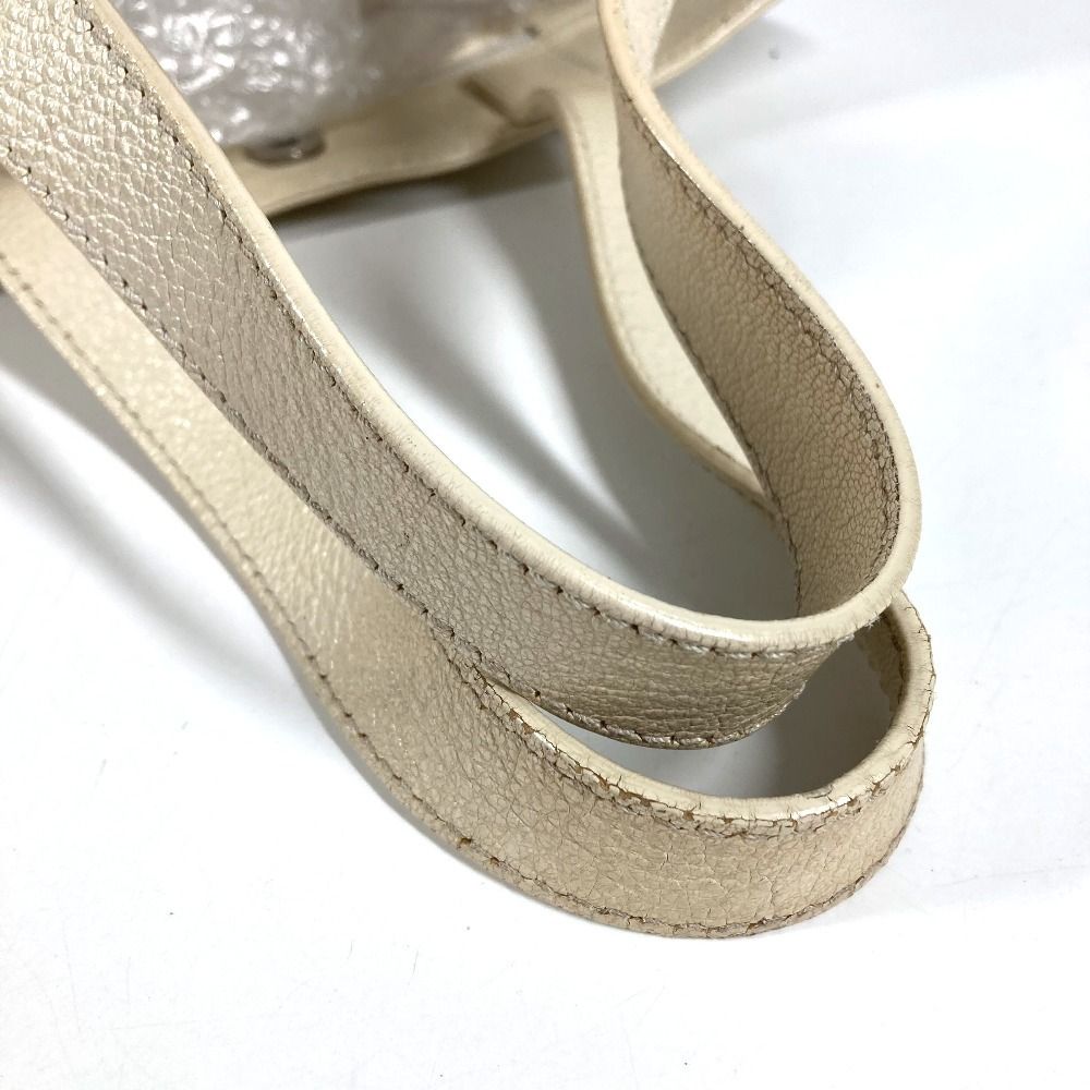 Chanel Tote Logo CC Quilted Leather Ivory — view 3