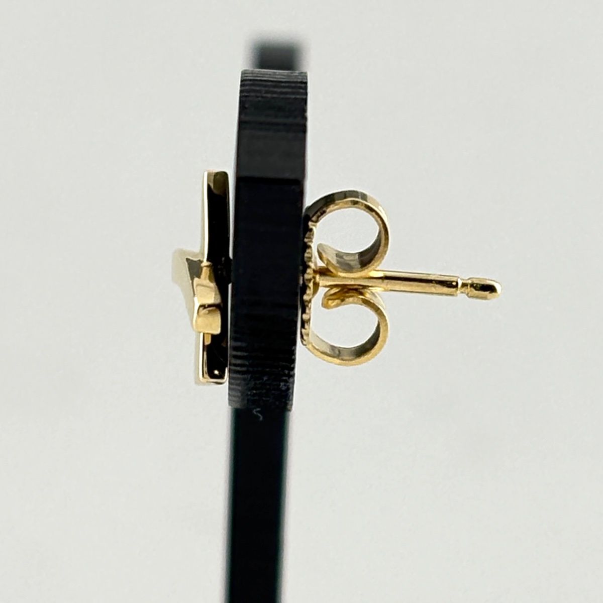 Tiffany & Co Earrings YG Yellow Gold Paloma Picasso Kiss — view 2