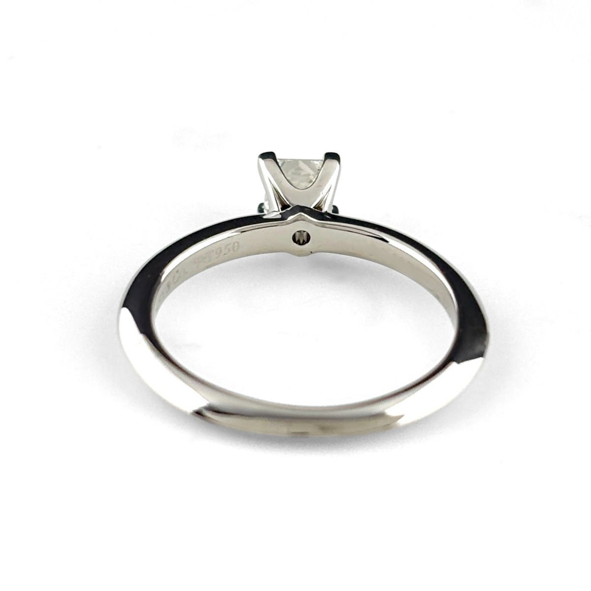 Tiffany & Co Solitaire Ring Platinum Diamond — view 5