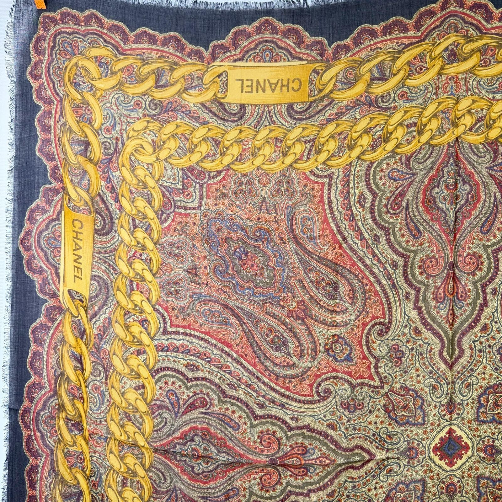Chanel Chain Paisley Pattern Large Shawl Cashmere 48% Silk 52% Black Gold — view 3