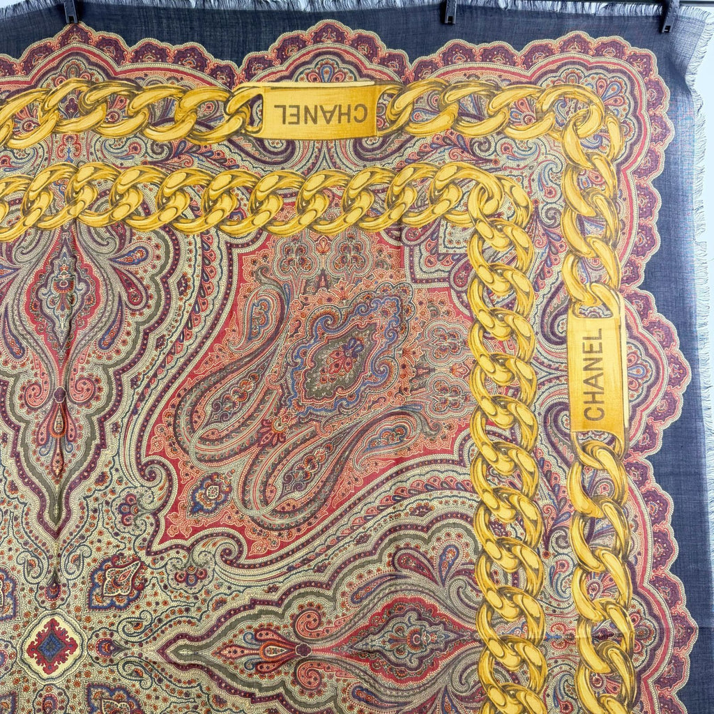 Chanel Chain Paisley Pattern Large Shawl Cashmere 48% Silk 52% Black Gold — view 4