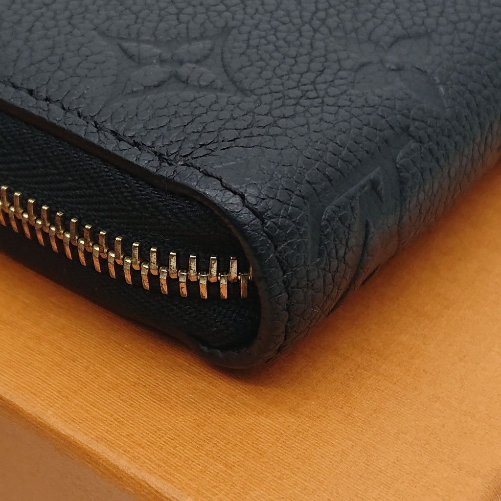 Louis Vuitton Zippy Wallet Empreinte — view 9