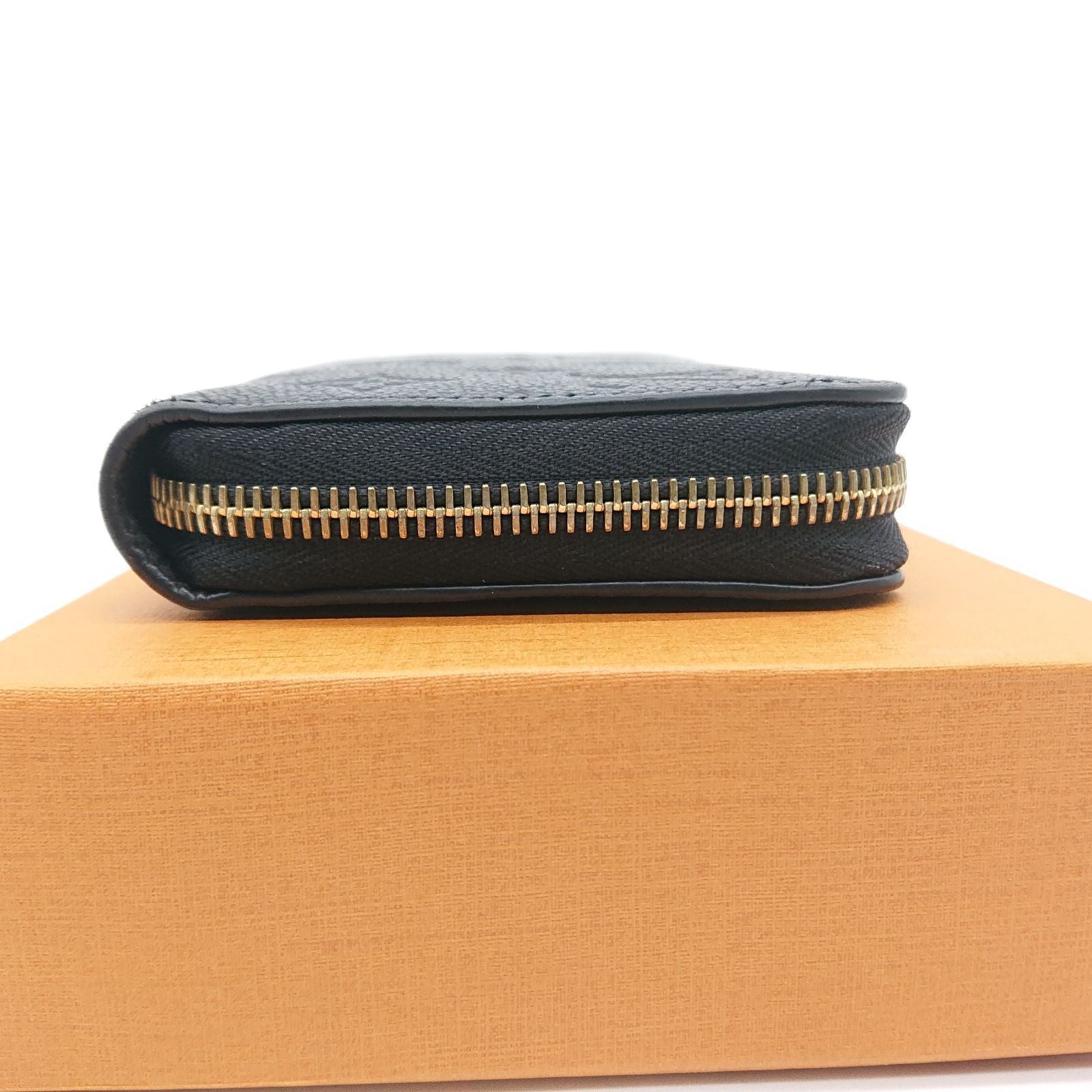 Louis Vuitton Zippy Wallet Empreinte — view 5