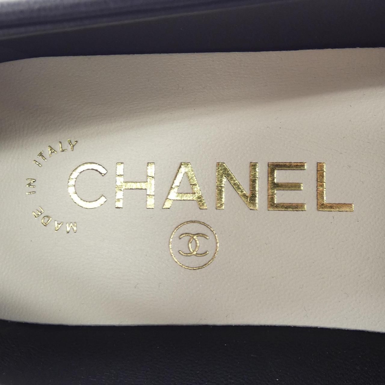 Chanel Turnlock Moccasins Shoes — view 6