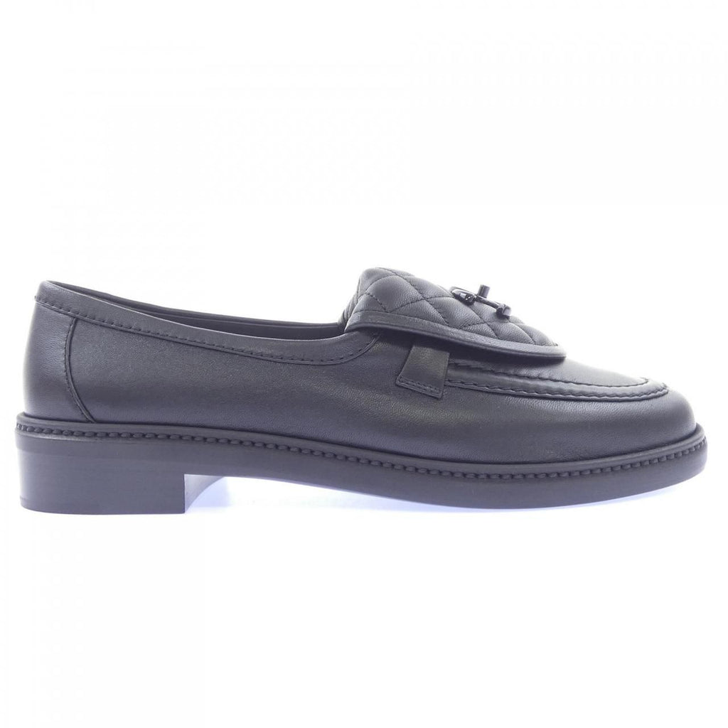 Chanel Turnlock Moccasins Shoes