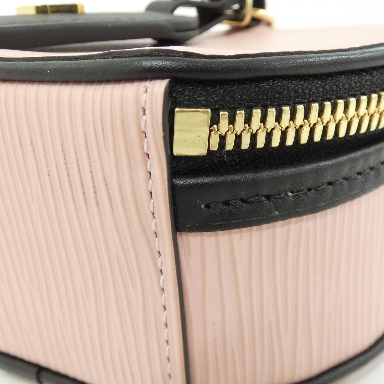 Louis Vuitton Epi Mini Boite Chapeau Shoulder — view 3