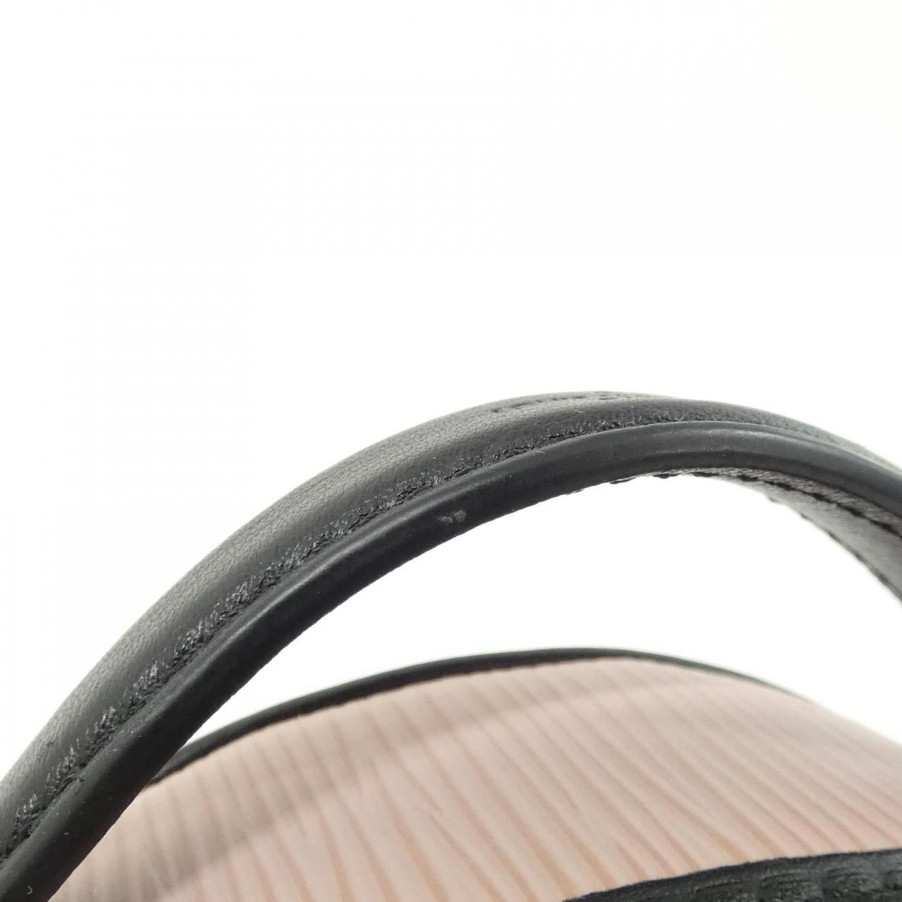 Louis Vuitton Epi Mini Boite Chapeau Shoulder — view 7
