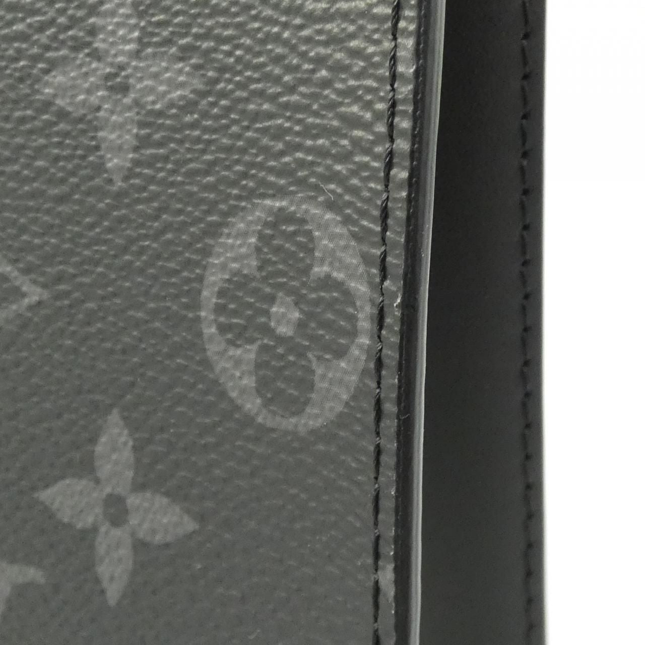 Louis Vuitton Monogram Eclipse Pochette Voyage — view 6