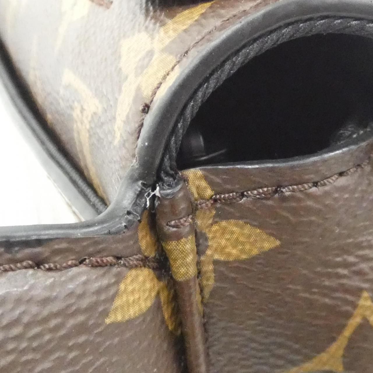 Louis Vuitton Monogram S Lock Sling — view 5