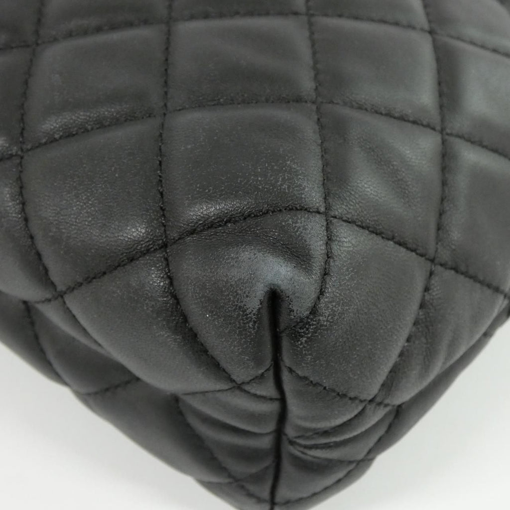 Chanel Bag Handbag Black — view 3