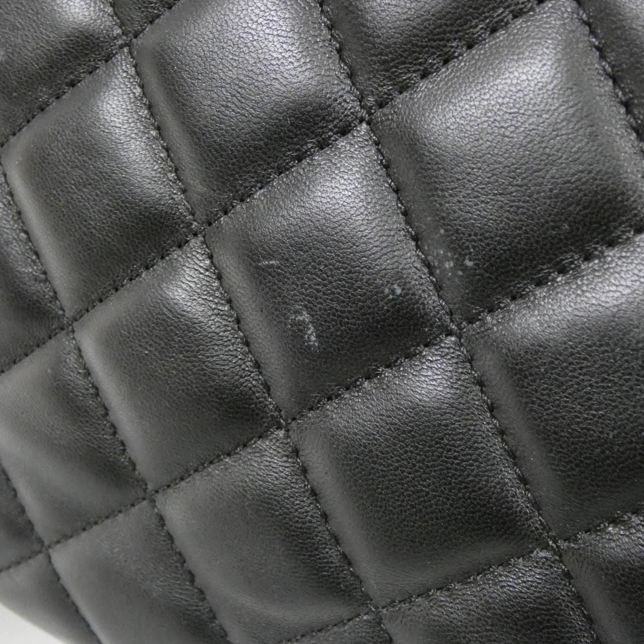 Chanel Bag Handbag Black — view 5