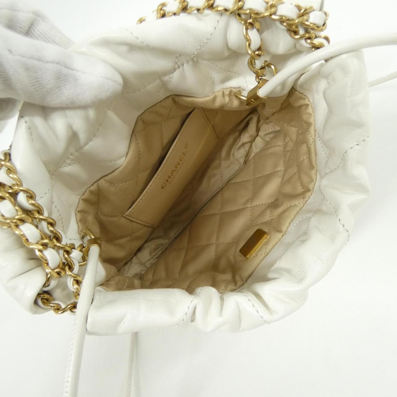 Chanel 22 Line Mini — view 9