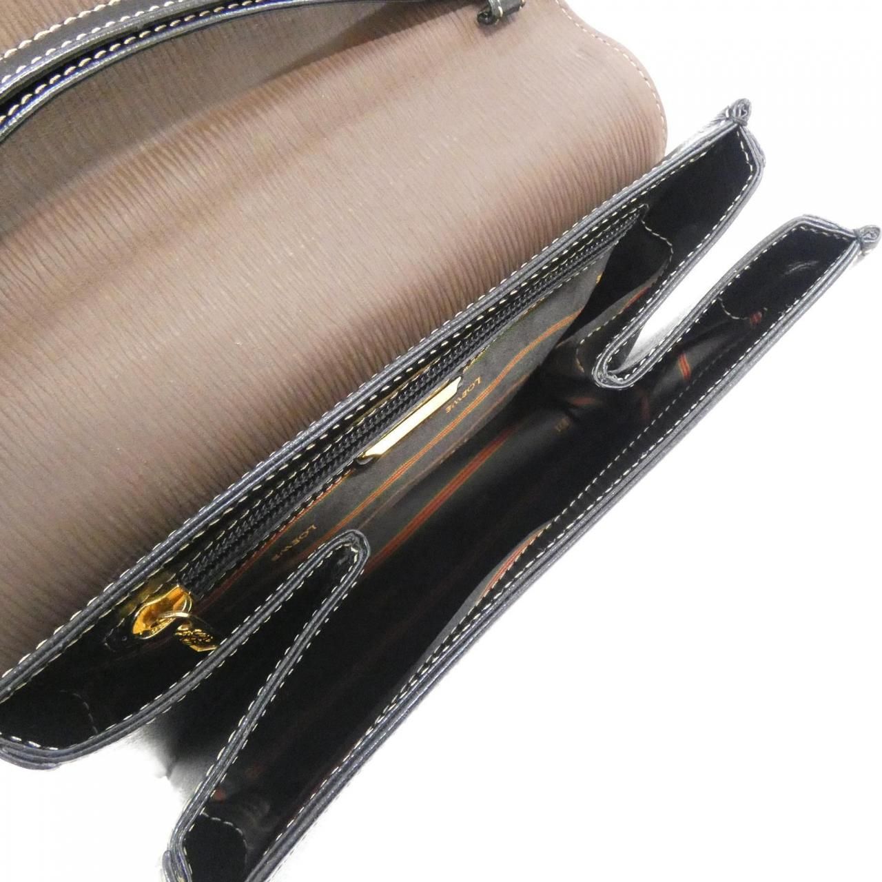 Loewe Vintage 13 76 80 — view 7