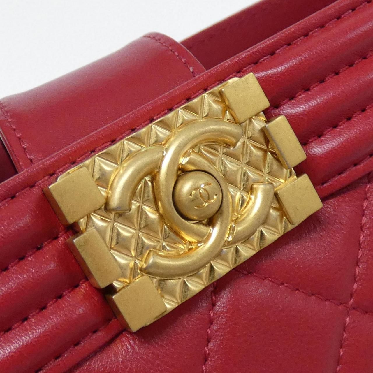 Chanel Boy Line Shoulder — view 5