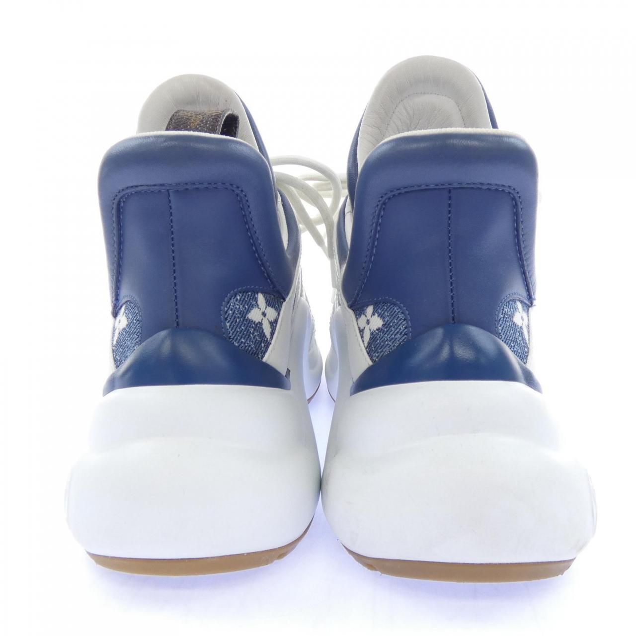 Louis Vuitton LV Arclight Line Sneakers — view 5
