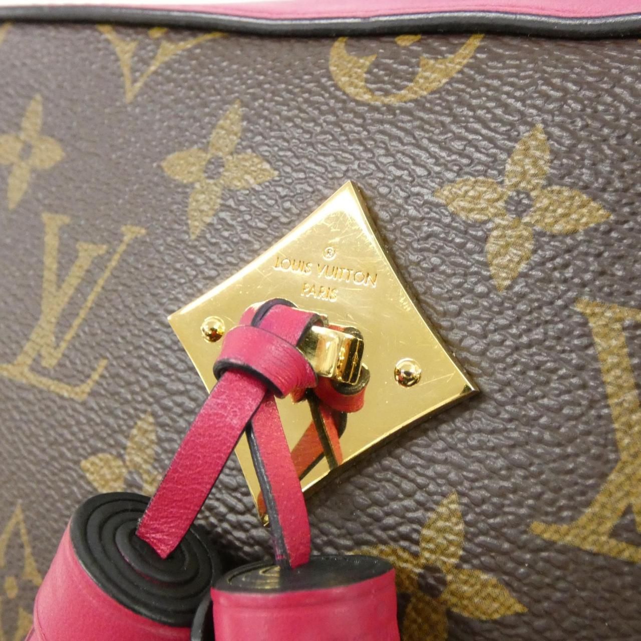 Louis Vuitton Monogram Saintonge Shoulder — view 4