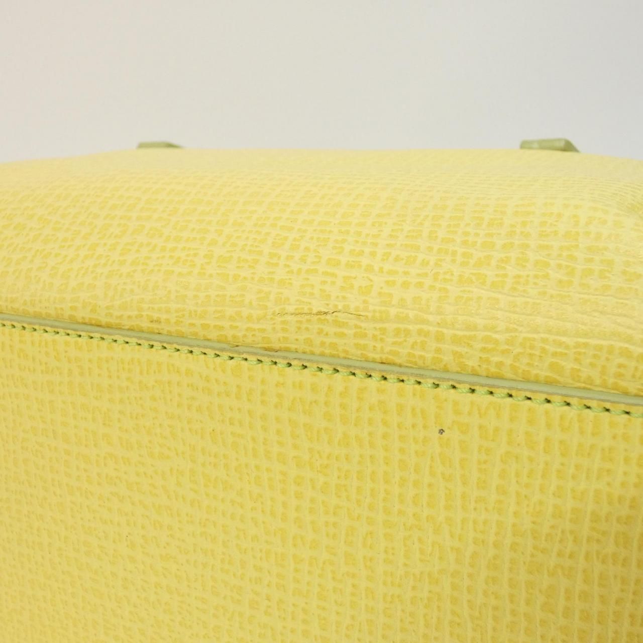 Loewe Vintage Bag Handbag Yellow — view 4
