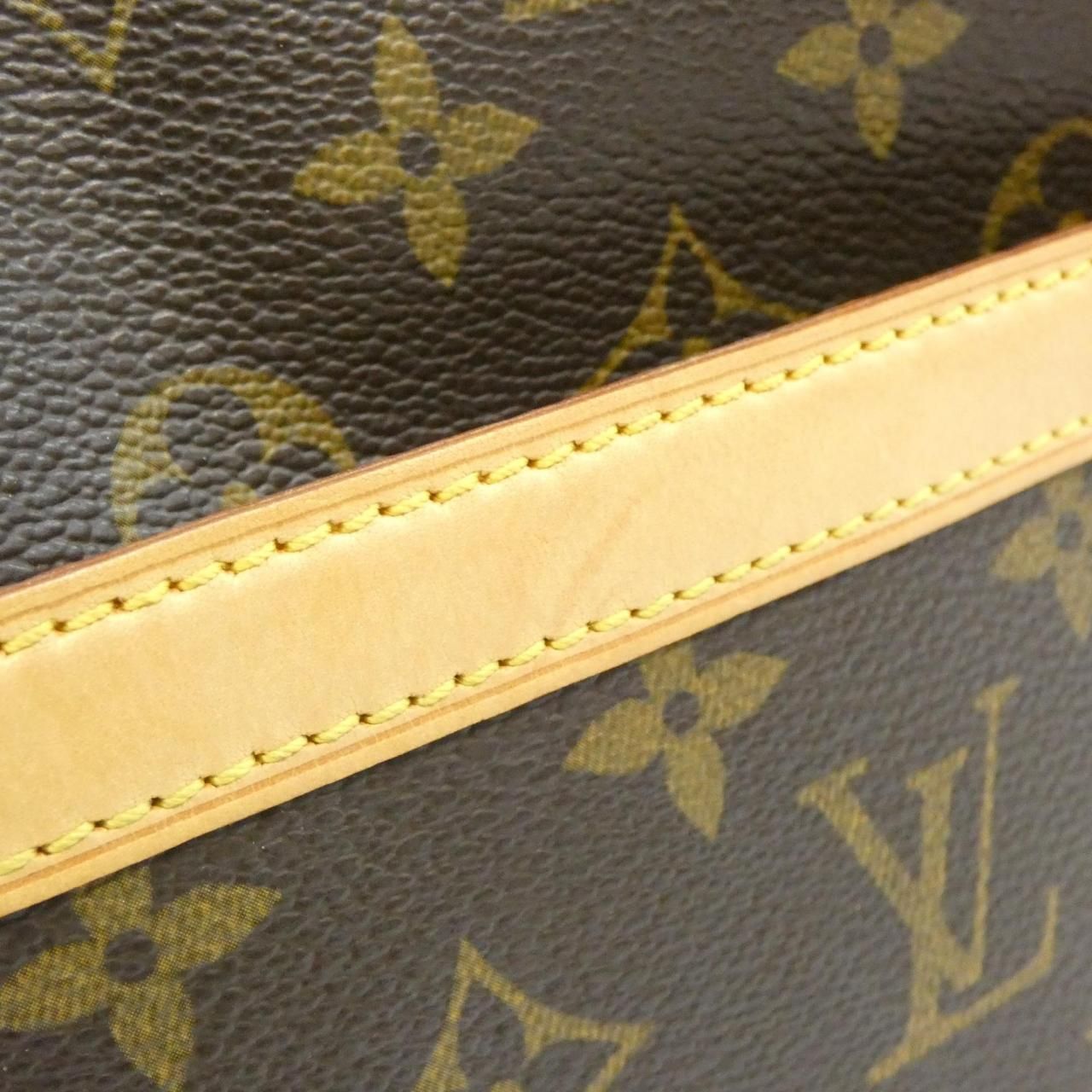 Louis Vuitton Monogram Reporter 28 cm Shoulder — view 5