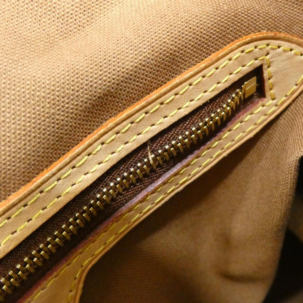 Louis Vuitton Monogram Batignolles Oriental — view 9