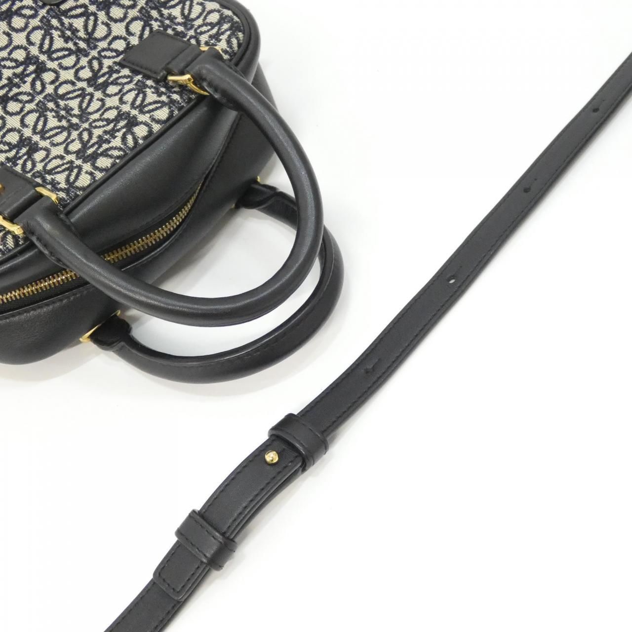 Loewe Amazona Square — view 6