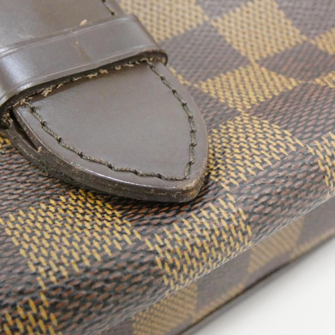 Louis Vuitton Damier High Bali Shoulder — view 4